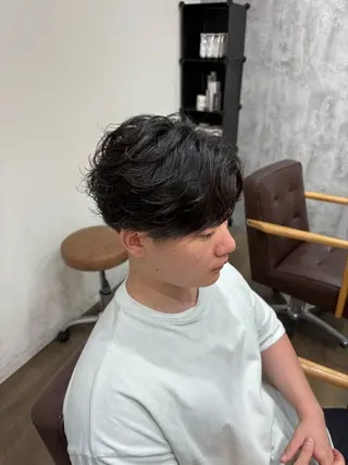 ショート パーマ メンズ 韓国風メンズ/毛流れ ヘアなら須田龍世のヘアスタイル