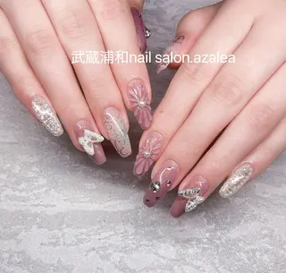 ネイル R inのネイルデザイン