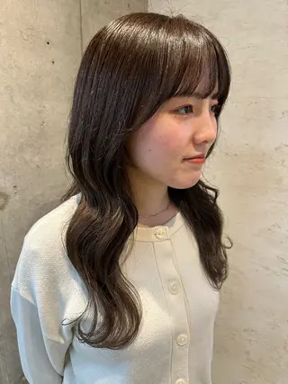 ロング カラー 女性に人気♪ はやしほのかのヘアスタイル