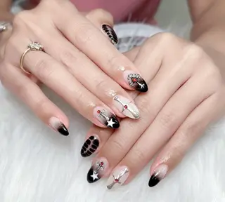 ネイル Lyna 池袋のネイルデザイン