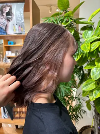 カラー みやもと みくのヘアスタイル