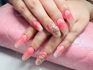 ネイル T&B ネイル渋谷店のネイルデザイン