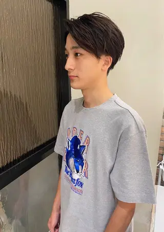 ミディアム メンズ メンズカット/センタ ーパート /マミヤのヘアスタイル