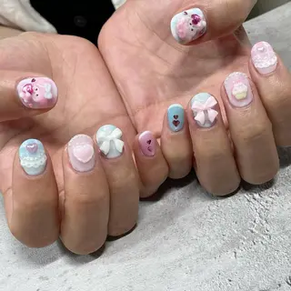 ネイル 東 千夏のネイルデザイン