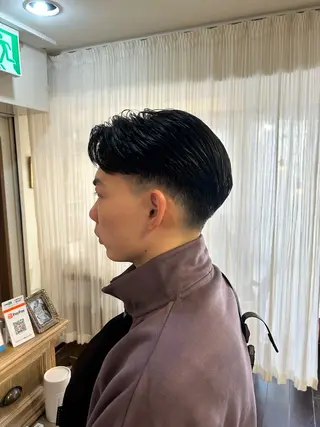 ショート Masaki ブリーチカラーのヘアスタイル