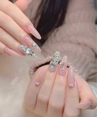 ネイル D-BEAUTY Nailsalonのネイルデザイン