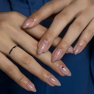 ネイル R nailのネイルデザイン