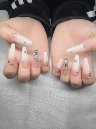 ネイル Lee Nailsのネイルデザイン