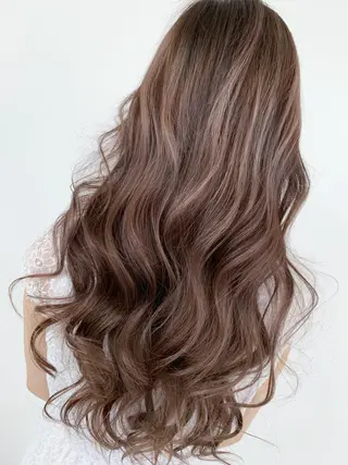 ロング 🥇近藤 恭輔🥇 Recharme新保のヘアスタイル