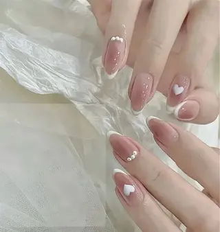 ネイル 石井 百合のネイルデザイン