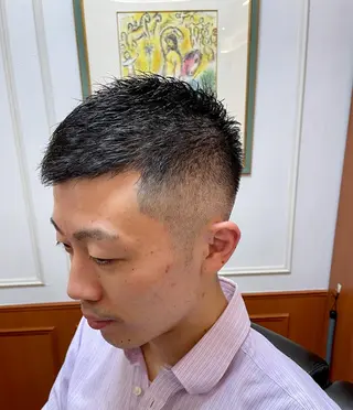 ショート メンズ 【24時まで営業✨】 吉本　成樹のヘアスタイル