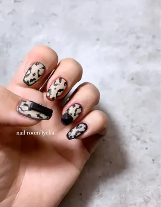 ネイル ﾈｲﾙﾙｰﾑﾘｯｶ 𝐦𝐚𝐲𝐮のネイルデザイン