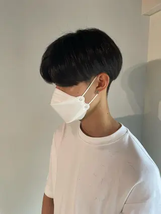 パーマ メンズ La fith hair ray 札幌店所属・顔まわり/W カラー/リョウのヘアスタイル