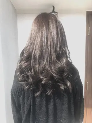 ロング カラー レイヤーカット匠 イソザキノリユキのヘアスタイル