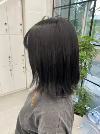 ミディアム カラー 🐶ひかる🐶 JILLSTUDIOのヘアスタイル