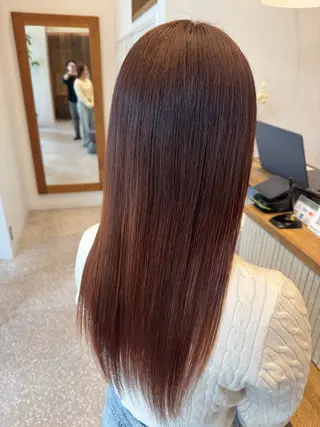 ロング 荒木 理緒のヘアスタイル