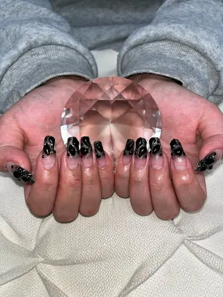 ネイル nail.salon .Reversalのネイルデザイン