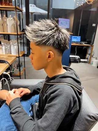 カラー メンズ メンズ専門　井藤 雅也のヘアスタイル