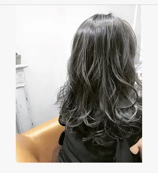 セミロング 艶カラー/フェイス レイヤー/たむのヘアスタイル