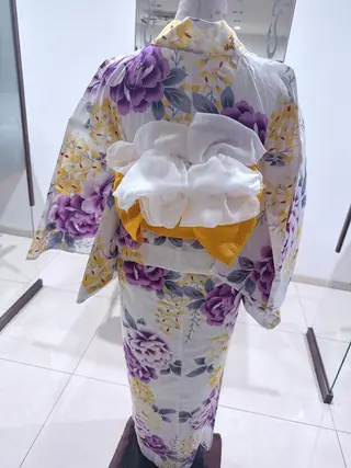 茅ヶ崎駅すぐ 艶髪カラー💓💓のヘアスタイル