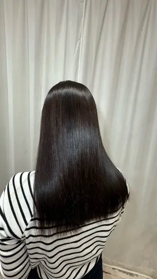 ロング 今井 光のヘアスタイル