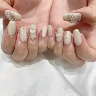 ネイル GO TODAY SHAiRE SALON 表参道colore店所属・emmi nailのネイルデザイン