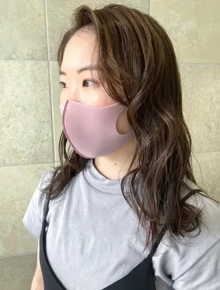 セミロング カラー 田中 あかねのヘアスタイル