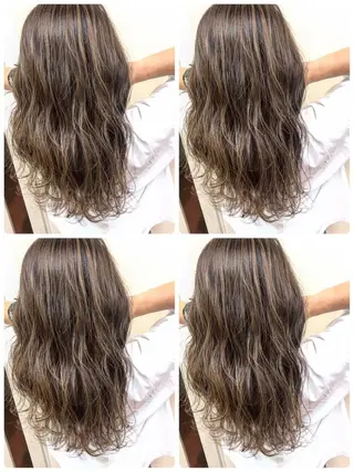 セミロング カラー ヨシダ トオルのヘアスタイル