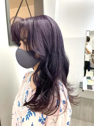 カラー AIRI layer cut hairのヘアスタイル