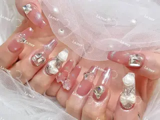 ネイル 🌻 Momoko_のネイルデザイン