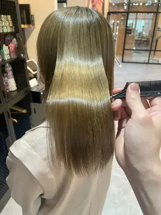 ミディアム カラー HIKARU副店長/ ✨️髪質改善のヘアスタイル