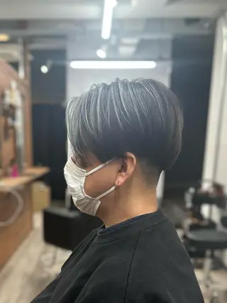 ショート ハットリ 代表のヘアスタイル