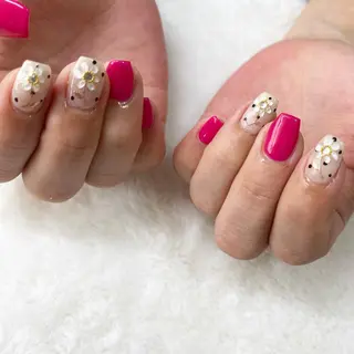 ネイル Laki nailのネイルデザイン