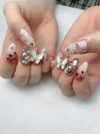 ネイル Hisaka Mikiのネイルデザイン