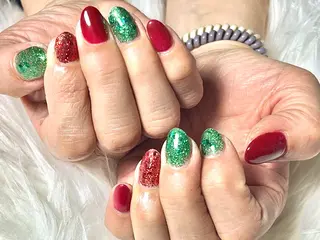 ネイル hohomi .のネイルデザイン