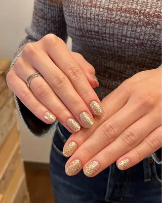 ネイル Nes.Nail所属・Miyagi Asamiのネイルデザイン