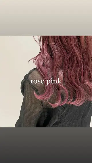 セミロング 秋山 智香のヘアスタイル