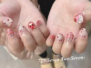 ネイル 727 nailのネイルデザイン