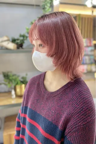 ミディアム 菊地 紗矢のヘアスタイル