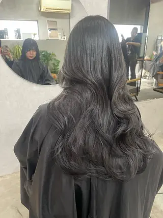 ロング カラー AIRI layer cut hairのヘアスタイル