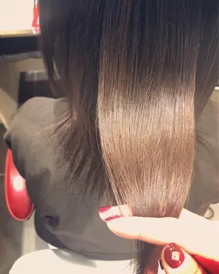 ミディアム 山田 由貴のヘアスタイル