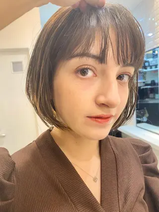 ショート Monan 新宿所属・ケイジ✨透明感 /艶カラー✨のヘアスタイル