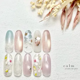 ネイル calm 〔ｶｰﾑ〕のネイルデザイン