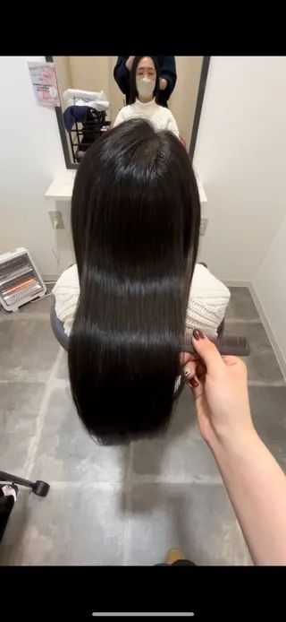 ロング 平瀬 胡桃のヘアスタイル