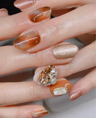 ネイル JINI NAIL所属・ジニ ネイルのネイルデザイン