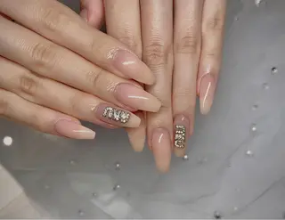 ネイル I-nailロング /ワンホン/キラキラのネイルデザイン