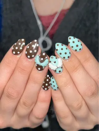 ネイル レイヤー／マツエク 💋𝑨𝑵𝑵𝑨のヘアスタイル