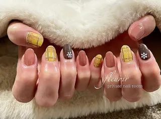 ネイル フルリール 【プライベートサロンのネイルデザイン