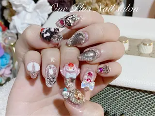 ネイル One Plus Nail Salonのネイルデザイン