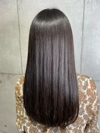 ロング newi WASHIOのヘアスタイル